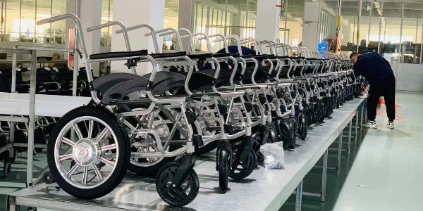 科普||老人電動輪椅類別及電池使用注意事項